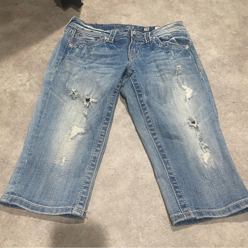 Women's Miss Me Distressed Denim Capris Sz 28